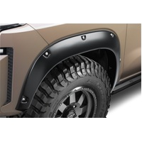 Bushwacker 22-24 Nissan Frontier Pocket Style Flares 2pc Front - Black