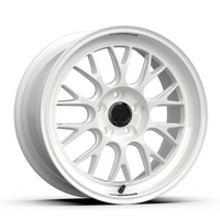 fifteen52 Holeshot RSR 18x9.5 5x114.3 38mm ET 73.1mm Center Bore Rally White